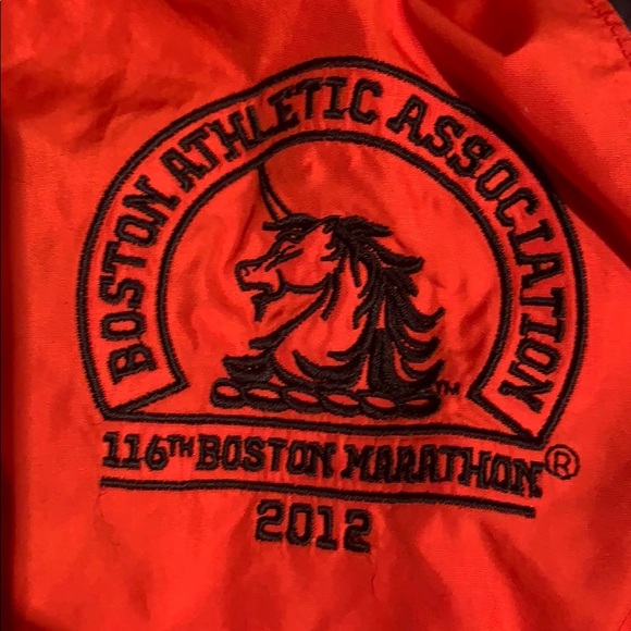 Adidas running jacket - Picture 2 of 6